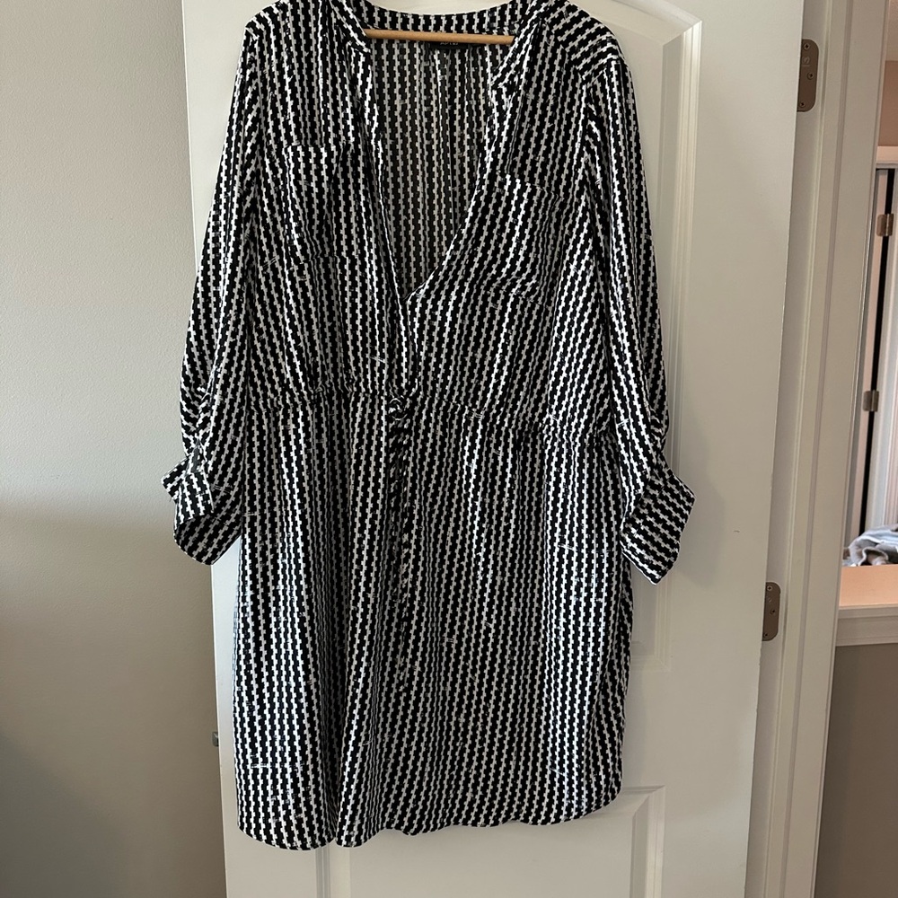 Elegant Black and White Women's Dress